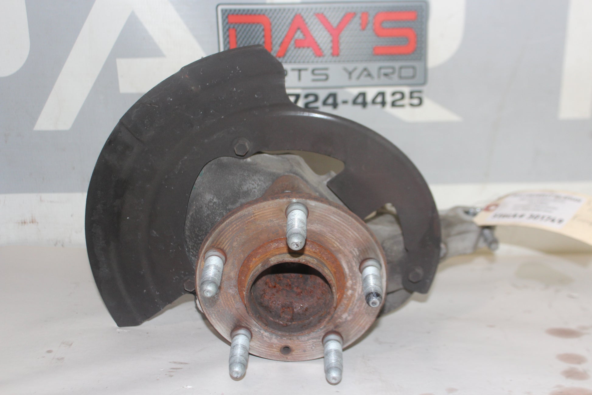 2017 Chevy SS Sedan Front LH Driver Spindle Knuckle Assembly OEM - Day's Parts Yard