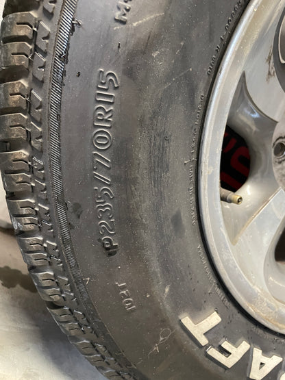 Chevy GMC S10 Sonoma Blazer Jimmy Wheels & Tires 15X7 OEM