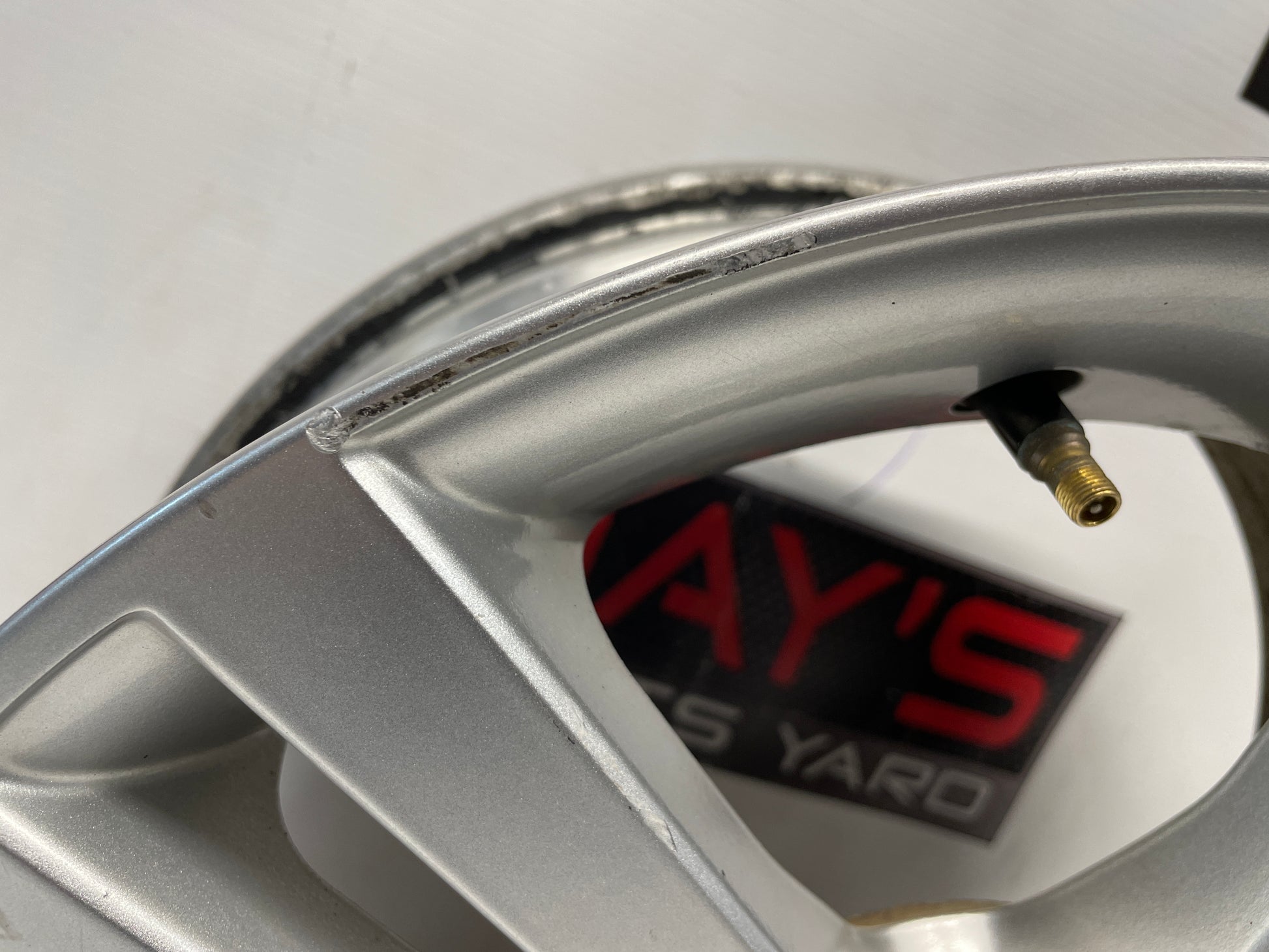 2009 Pontiac G8 Factory OEM 18X8 Wheel - Day's Parts Yard