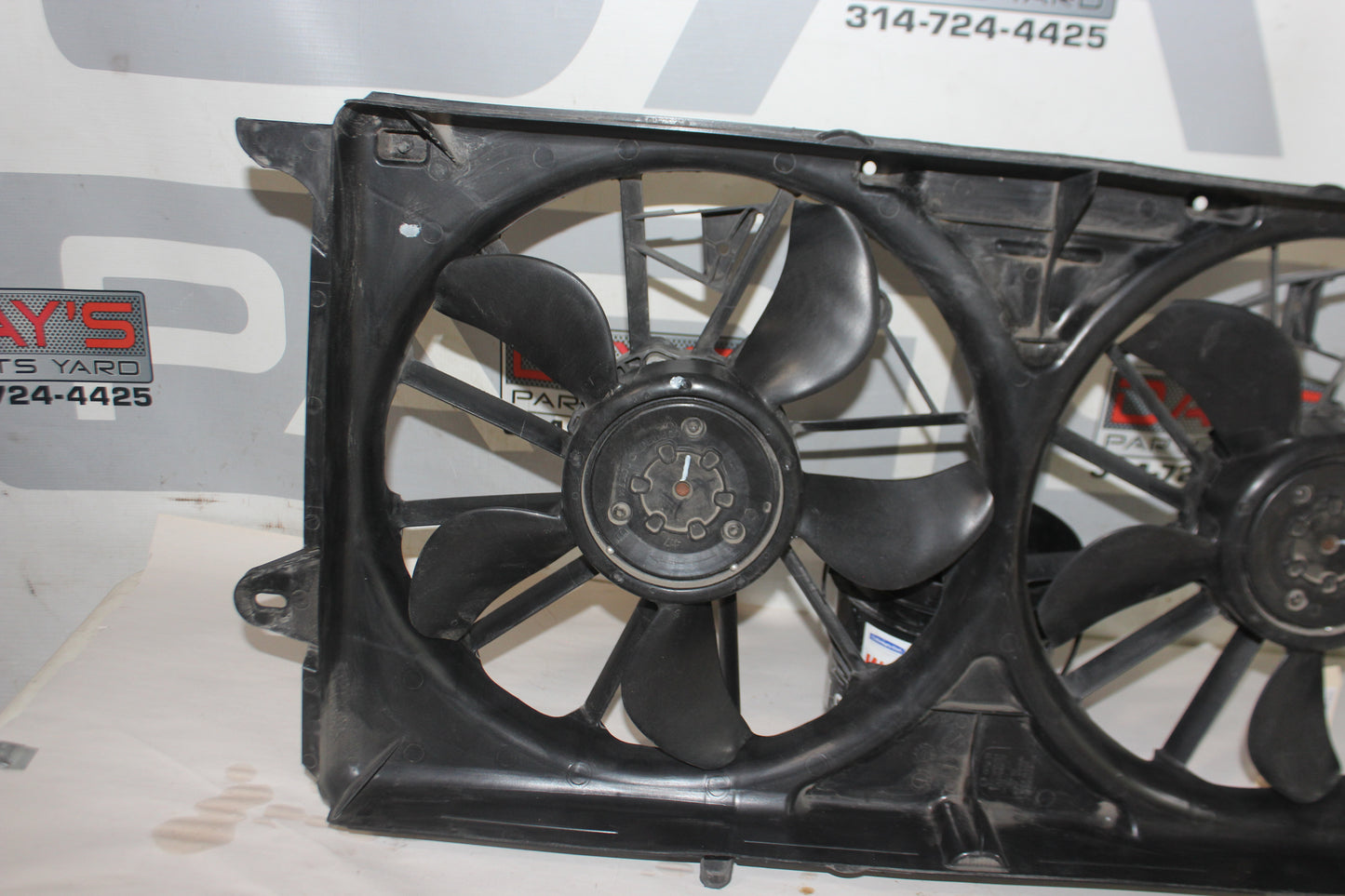 2018 Chevy Silverado C1500 Radiator Cooling Fan Assembly OEM - Day's Parts Yard