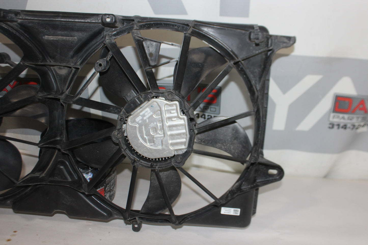 2018 Chevy Silverado C1500 Radiator Cooling Fan Assembly OEM - Day's Parts Yard