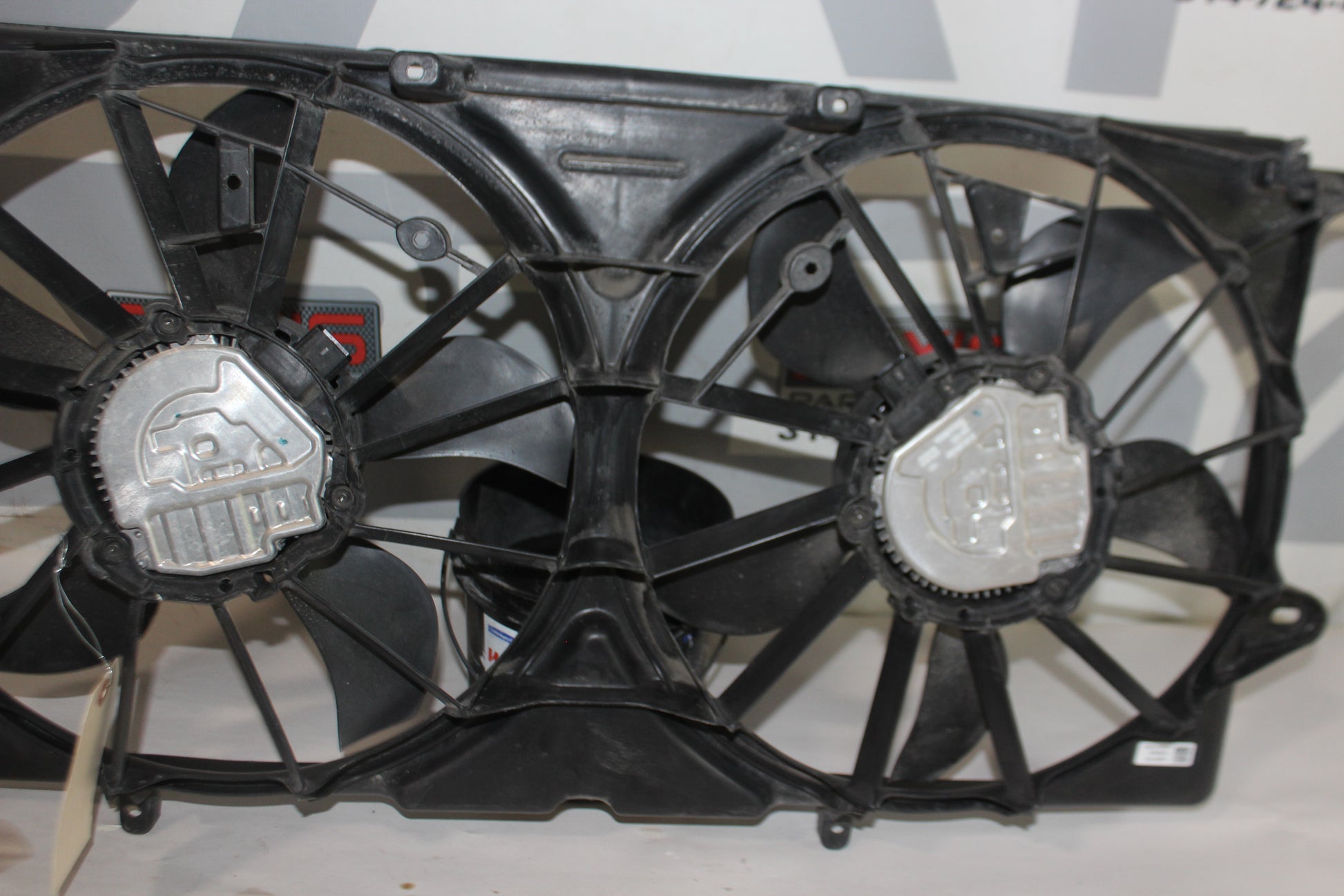 2018 Chevy Silverado C1500 Radiator Cooling Fan Assembly OEM - Day's Parts Yard