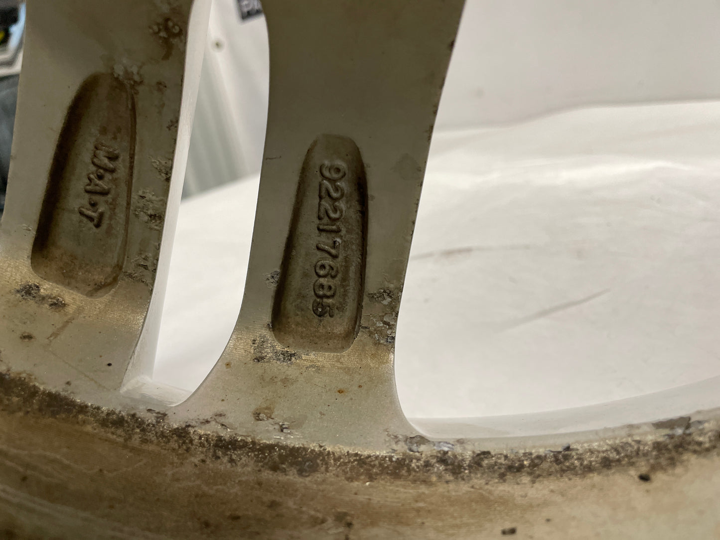 2009 Pontiac G8 Factory OEM 18X8 Wheel - Day's Parts Yard