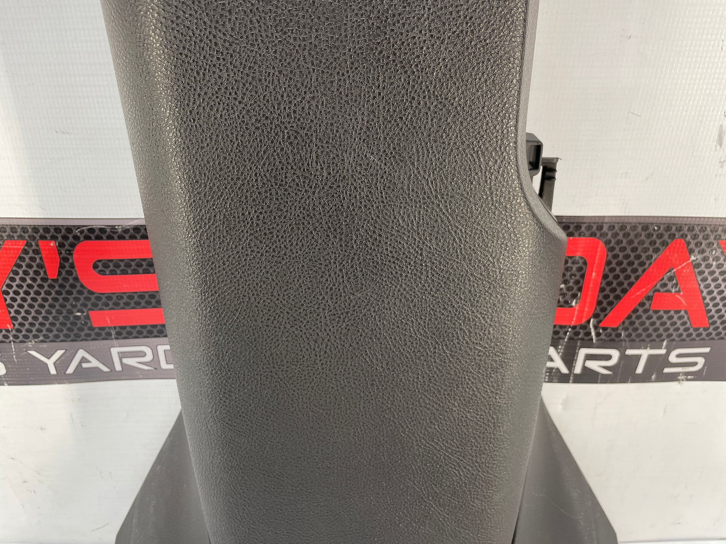 2008 Chevy C6 Corvette Center Console Arm Rest Assembly OEM