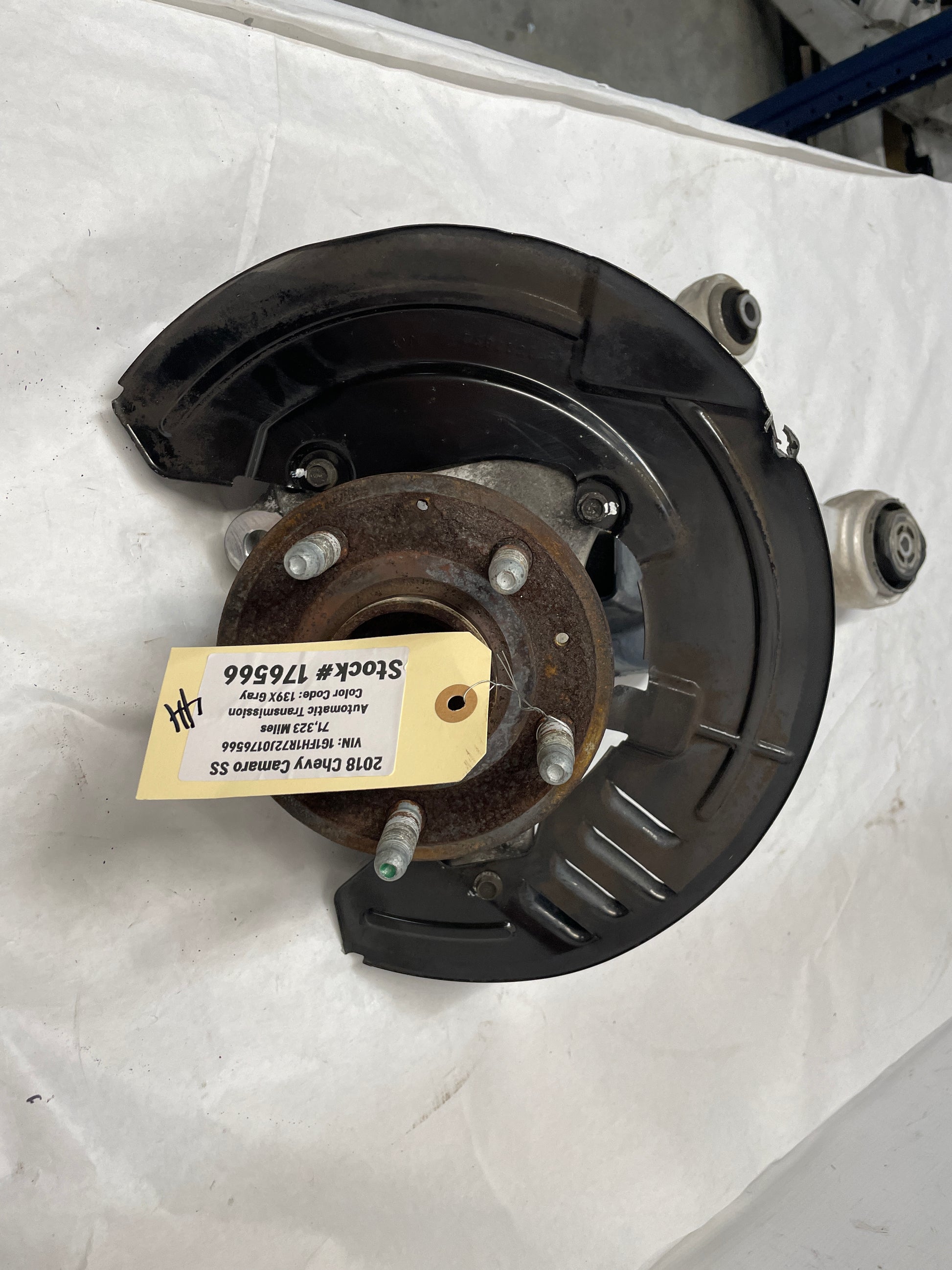 2018 Chevy Camaro SS LH Driver Front Spindle Knuckle Hub Control Arms Knee Assembly OEM - Day's Parts Yard