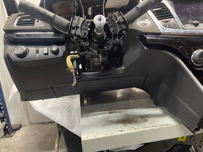 2014 Chevy SS Sedan Complete Dash & Center Console w/ Shifter OEM