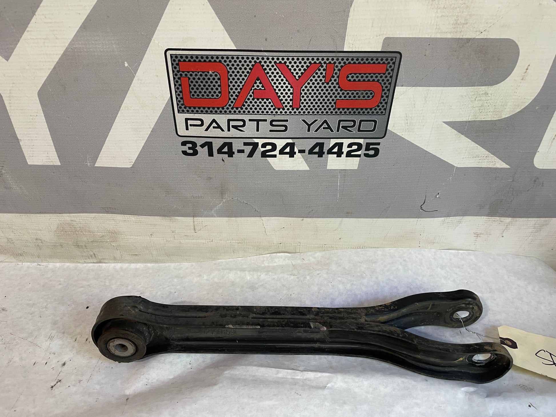 2009 Pontiac G8 GT LH Driver Rear Suspension Trailing Control Arm OEM - Day's Parts Yard