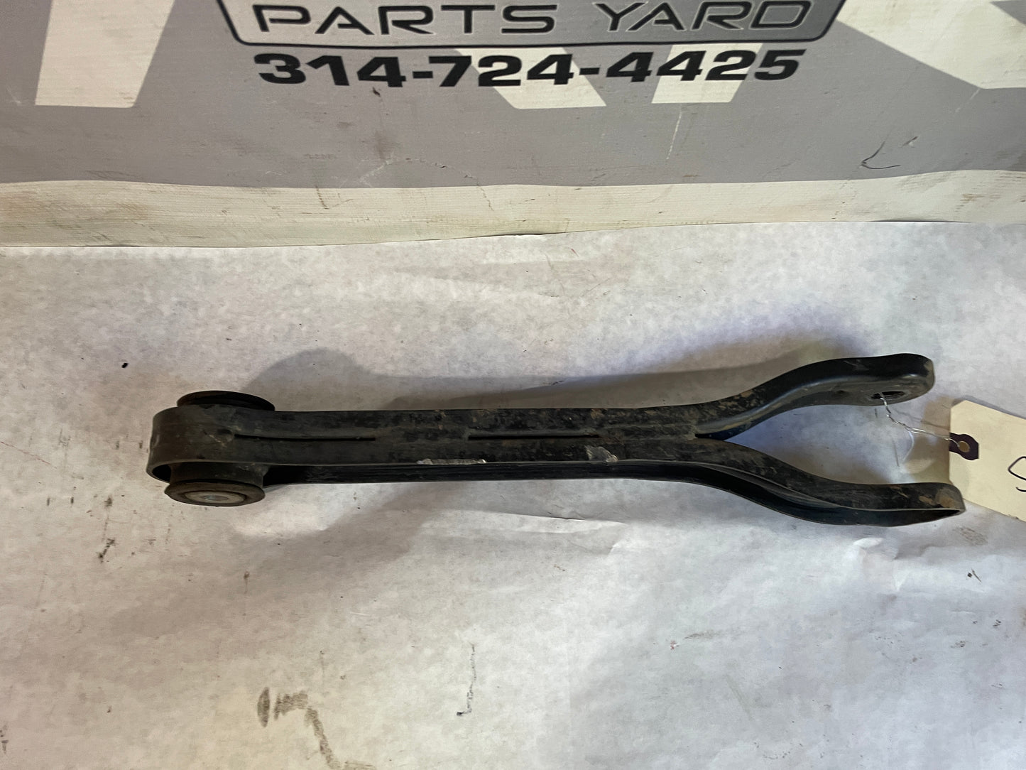 2009 Pontiac G8 GT LH Driver Rear Suspension Trailing Control Arm OEM - Day's Parts Yard