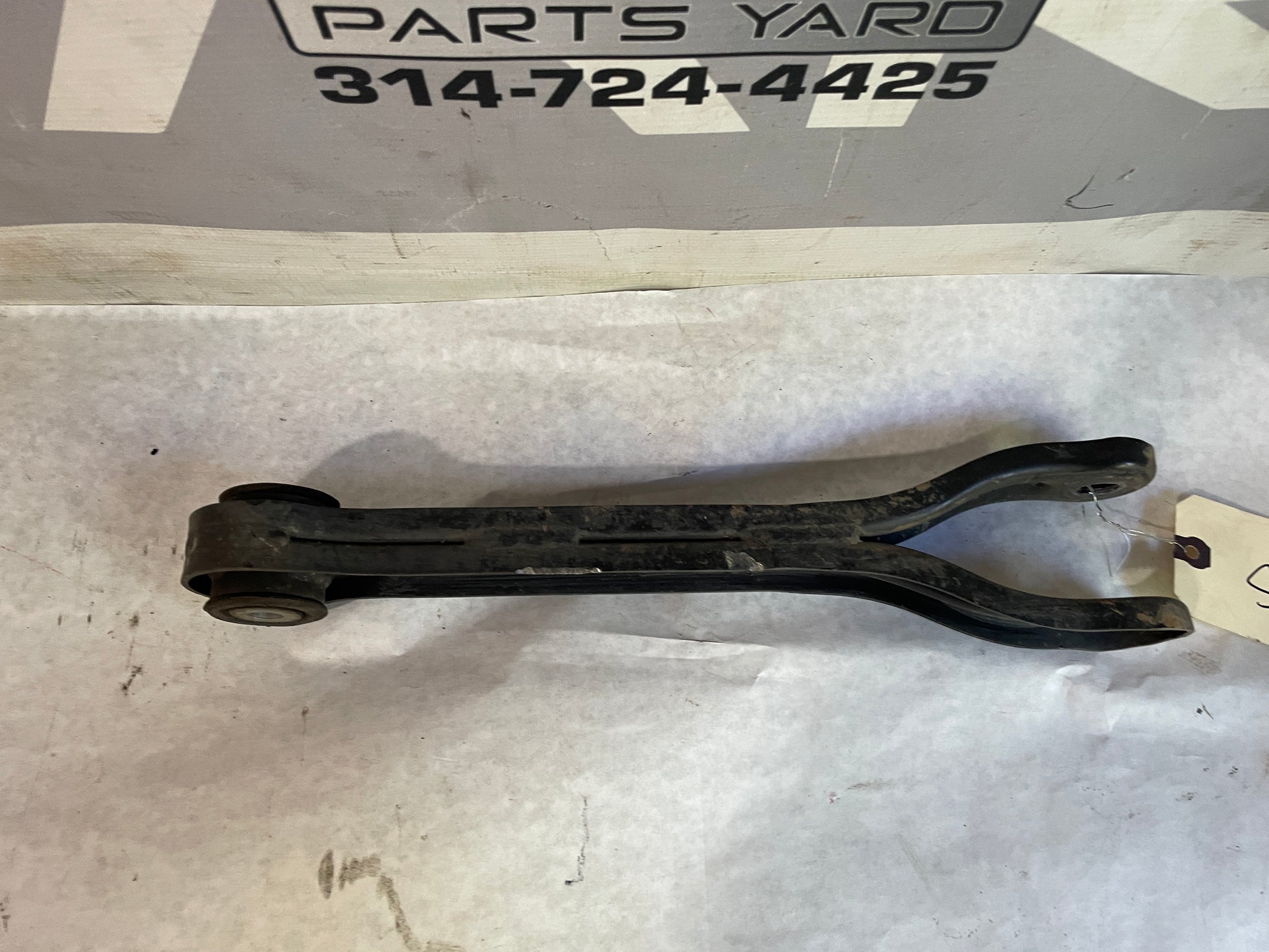 2009 Pontiac G8 GT LH Driver Rear Suspension Trailing Control Arm OEM - Day's Parts Yard