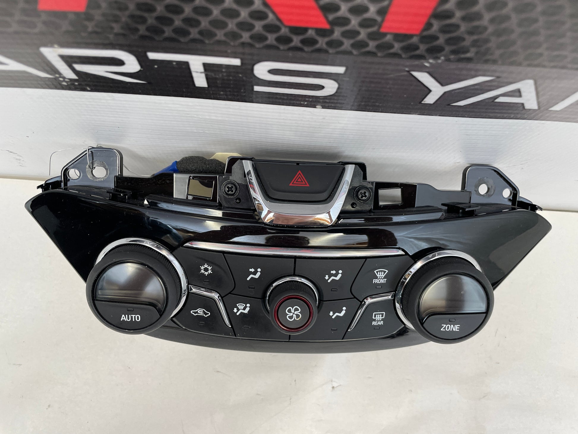 2017 Chevy SS Sedan Heater AC Temperature HVAC Controls OEM - Day's Parts Yard