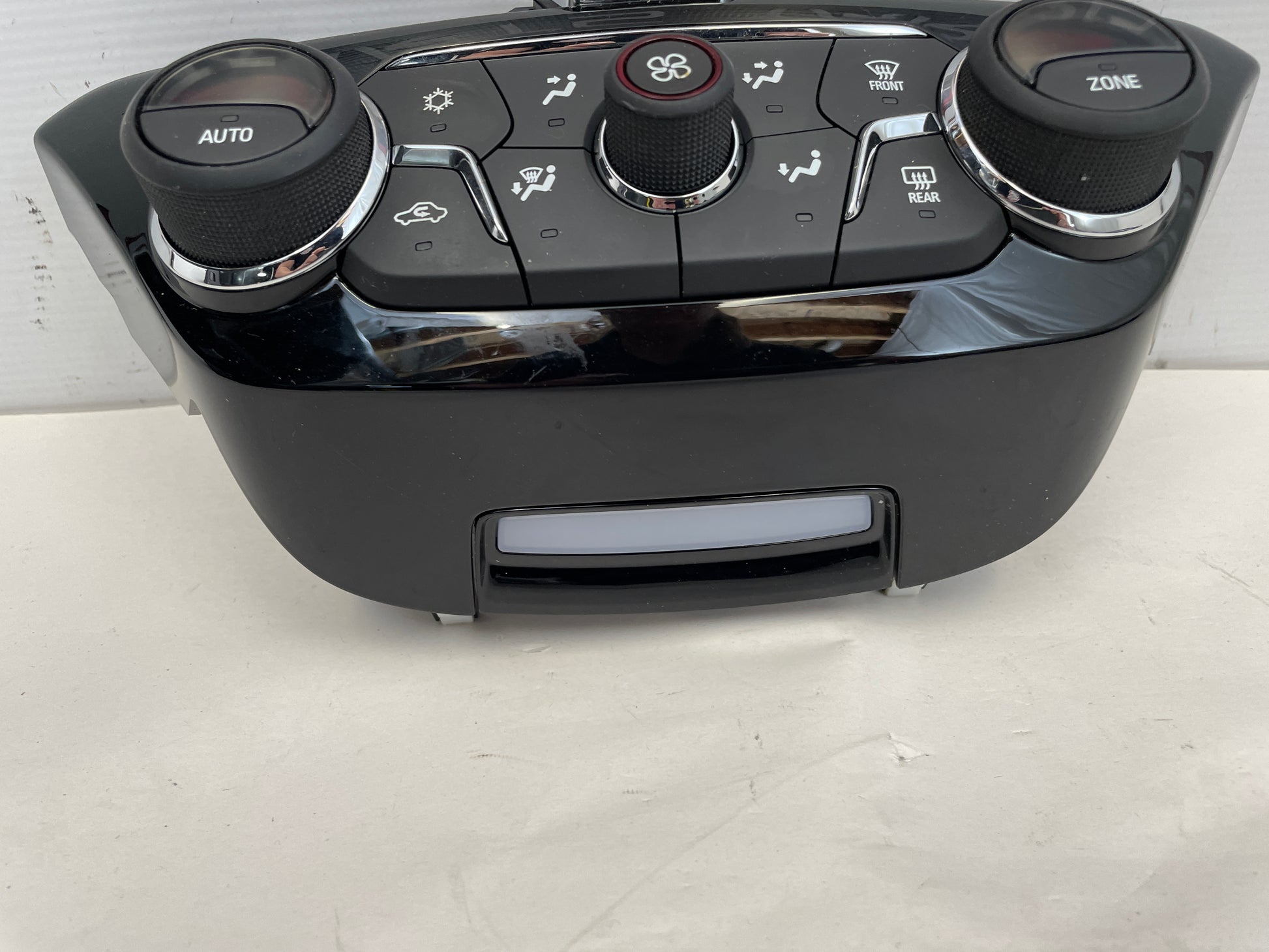 2017 Chevy SS Sedan Heater AC Temperature HVAC Controls OEM - Day's Parts Yard