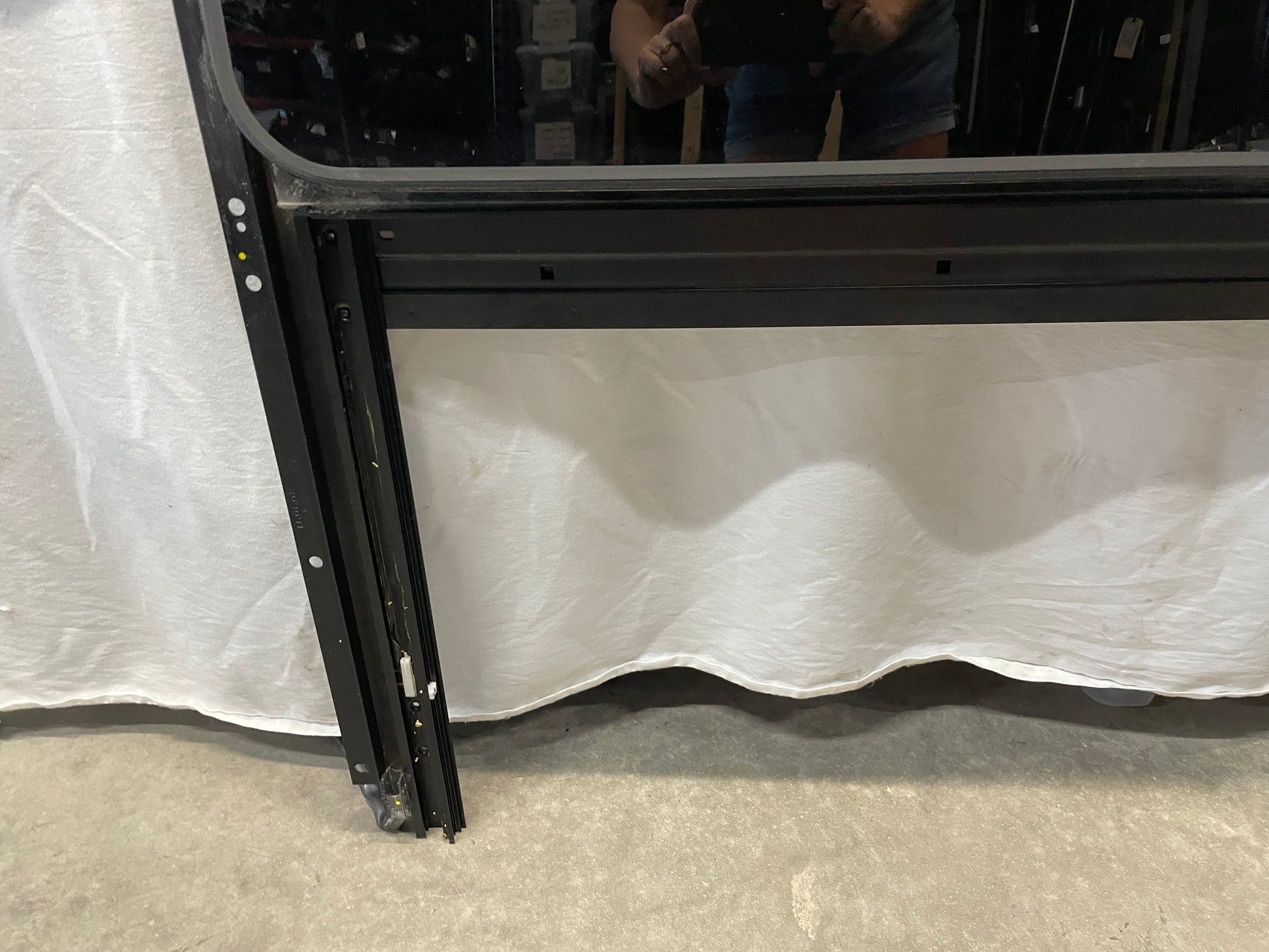 2009 Pontiac G8 Sun Moon Roof Sunroof Moonroof OEM - Day's Parts Yard