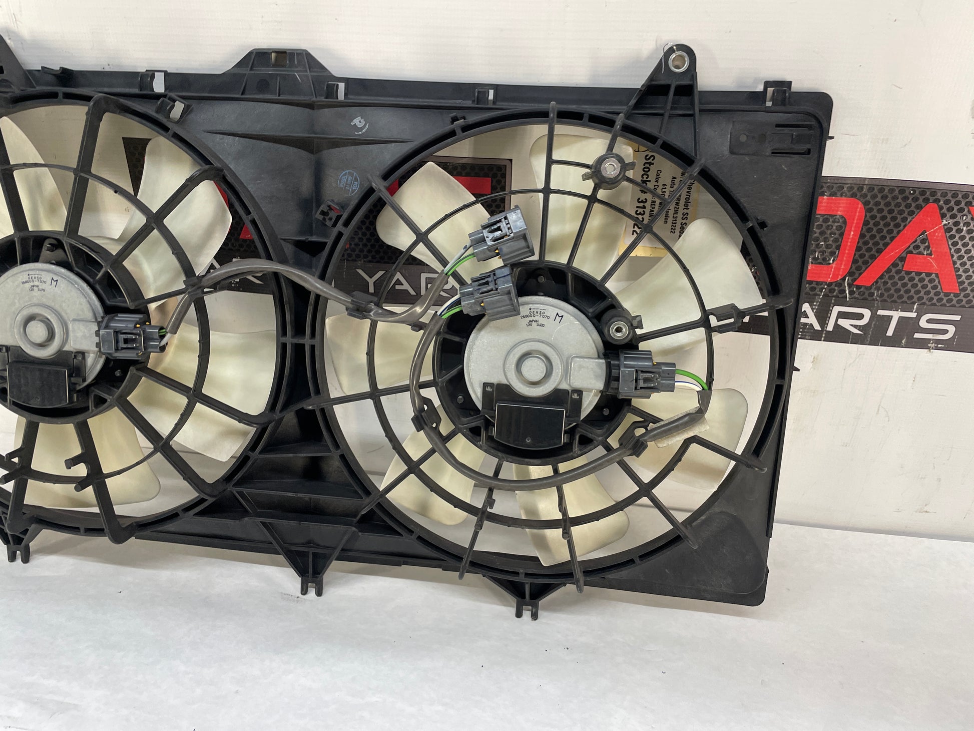 2017 Chevy SS Sedan Radiator Duel Dual Electric Coolant Cooling Fan Assembly OEM - Day's Parts Yard