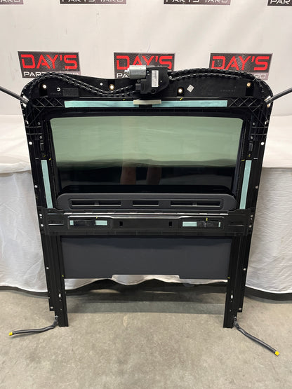 2009 Pontiac G8 Sun Moon Roof Sunroof Moonroof OEM - Day's Parts Yard