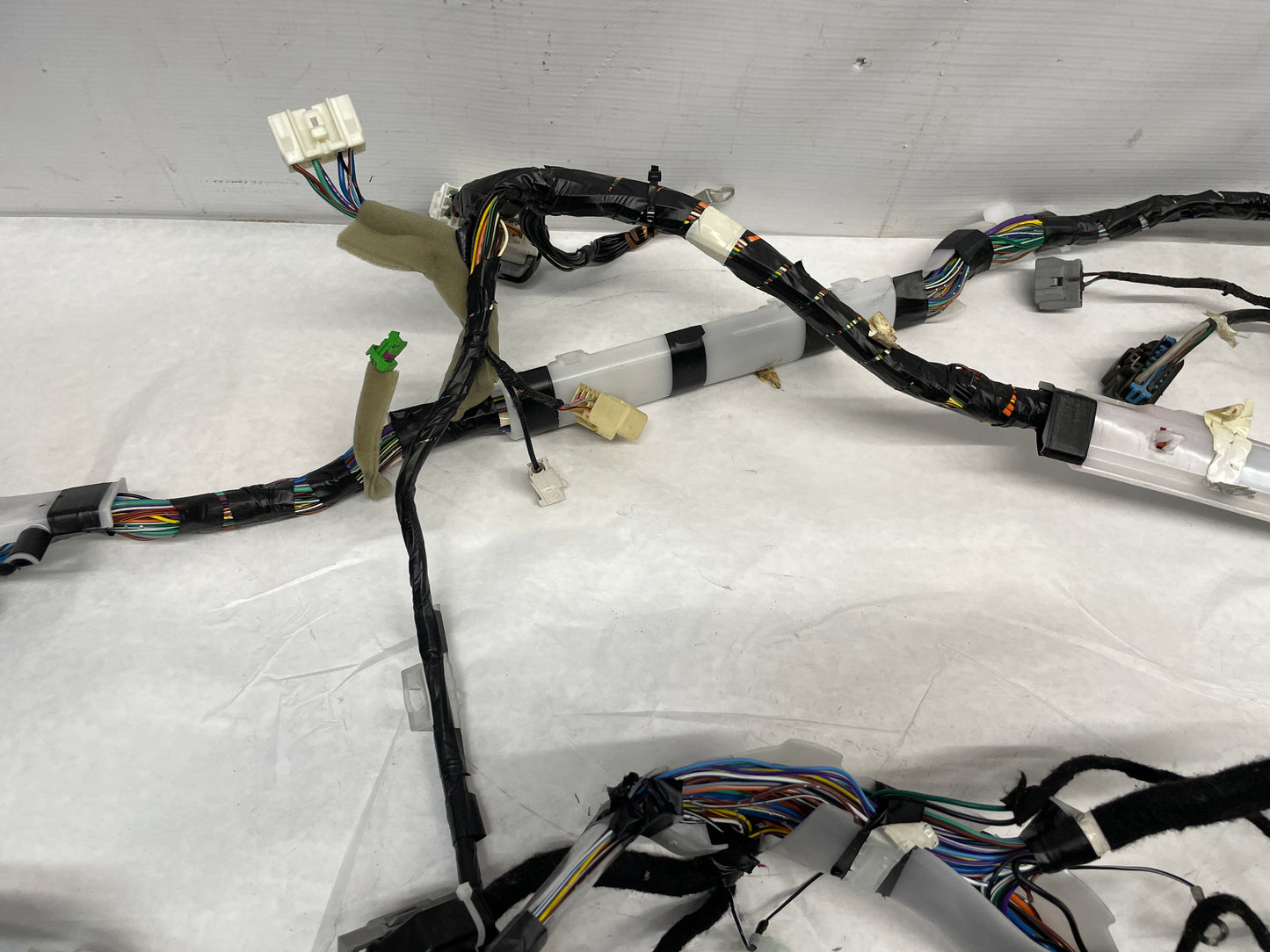 2009 Pontiac G8 Body Wire Wiring Harness OEM - Day's Parts Yard