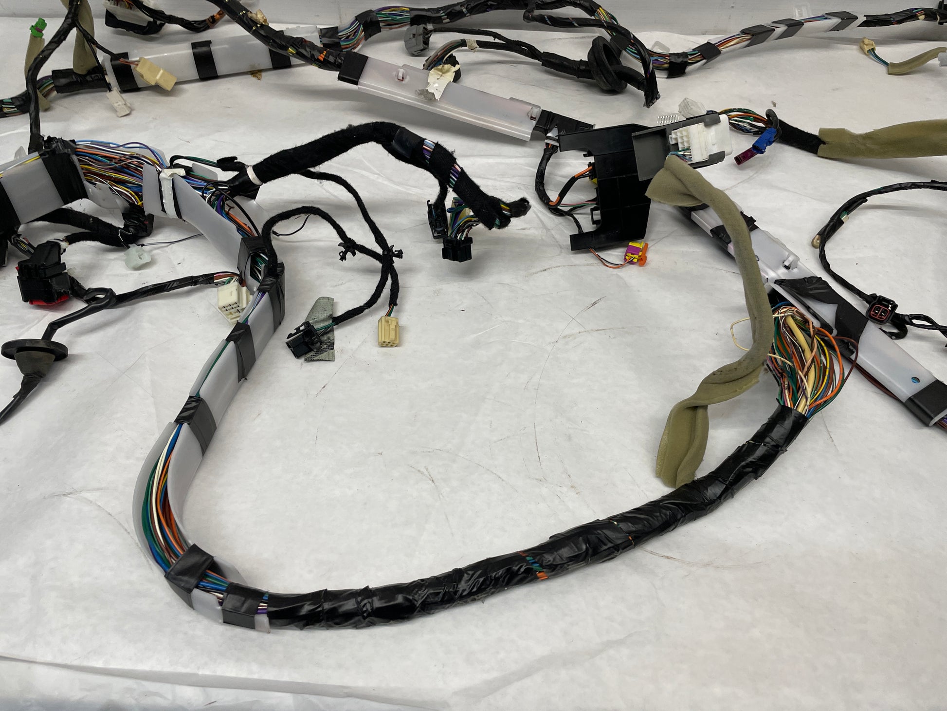 2009 Pontiac G8 Body Wire Wiring Harness OEM - Day's Parts Yard