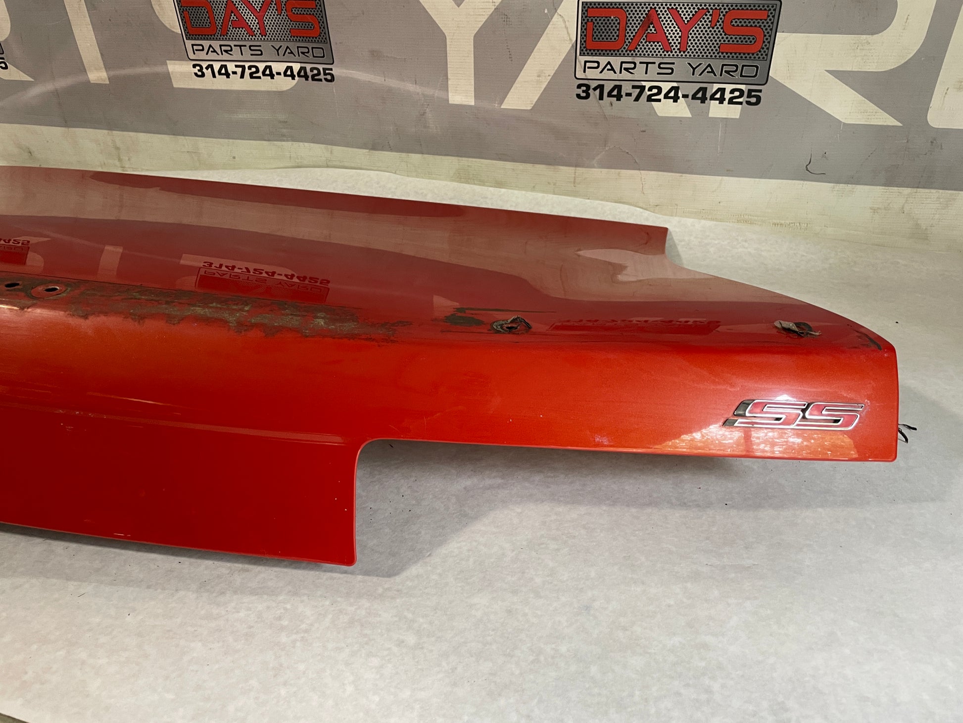 2010 Chevy Camaro SS Trunk Deck Lid OEM - Day's Parts Yard