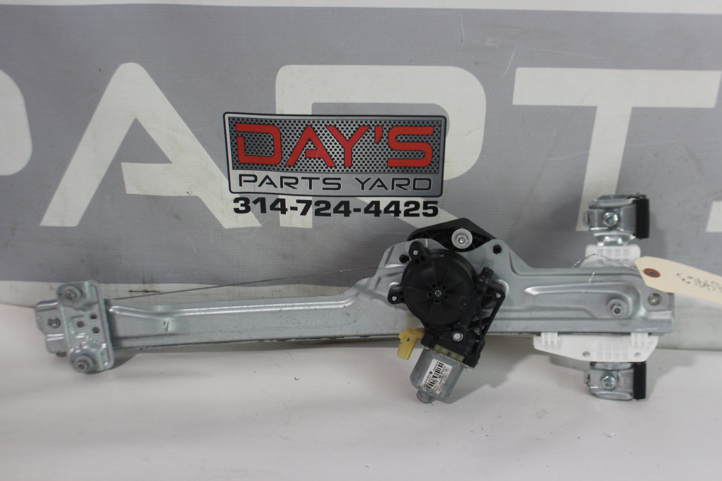 2018 Chevy Silverado C1500 Rear RH Passenger Window Regulator Motor OEM - Day's Parts Yard