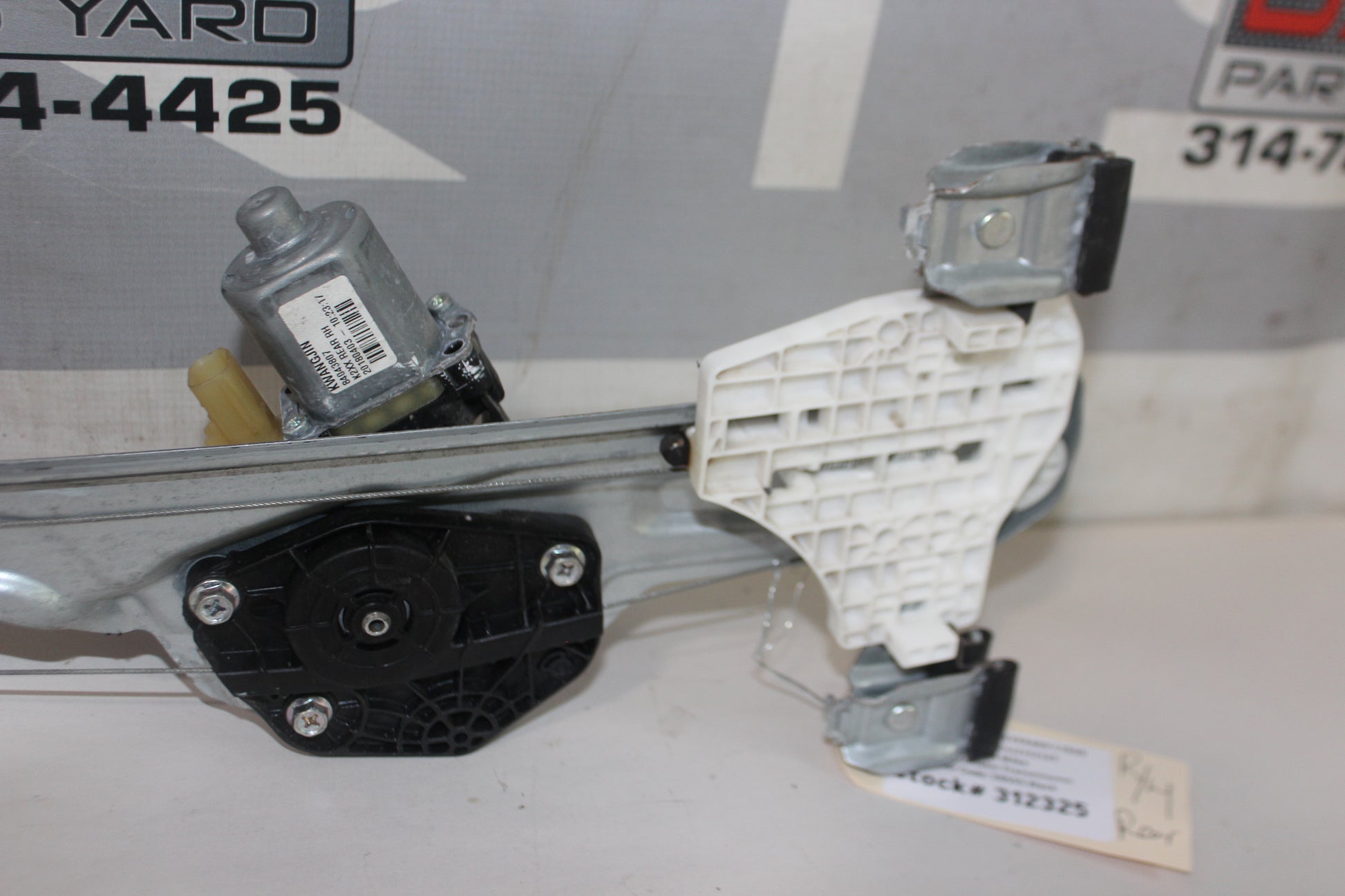 2018 Chevy Silverado C1500 Rear RH Passenger Window Regulator Motor OEM - Day's Parts Yard