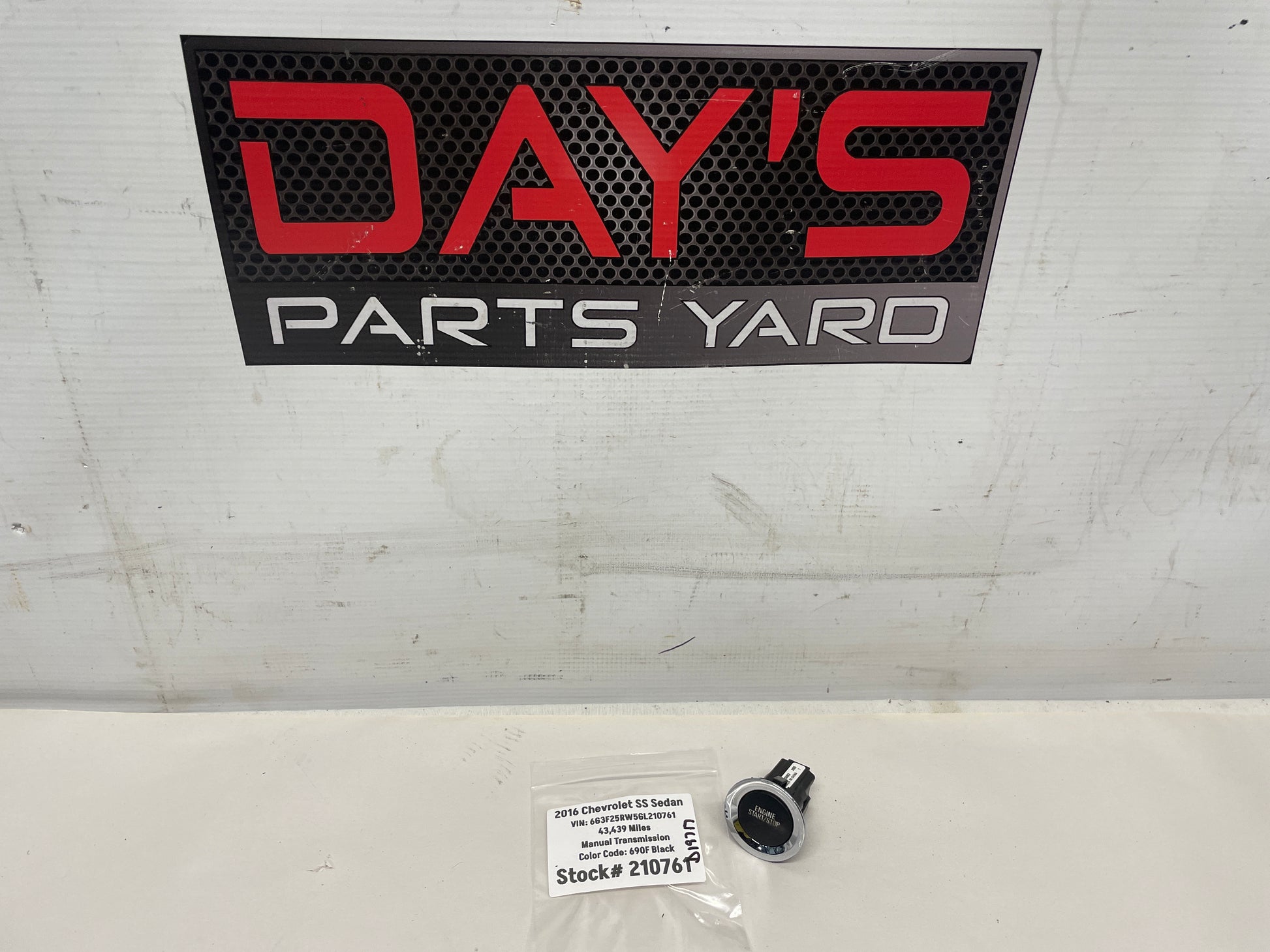 2016 Chevy SS Sedan Ignition Switch Start Button OEM - Day's Parts Yard