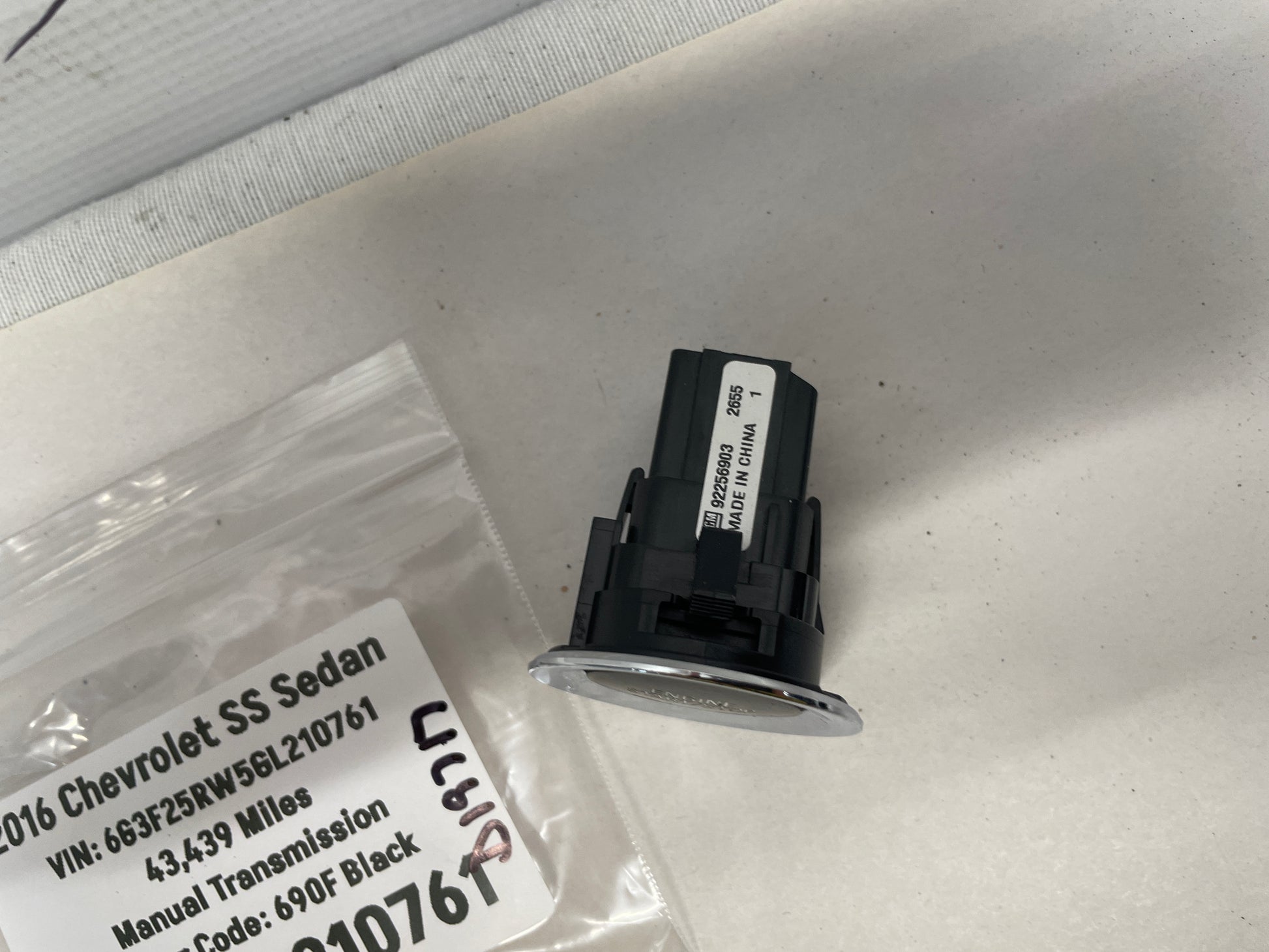 2016 Chevy SS Sedan Ignition Switch Start Button OEM - Day's Parts Yard