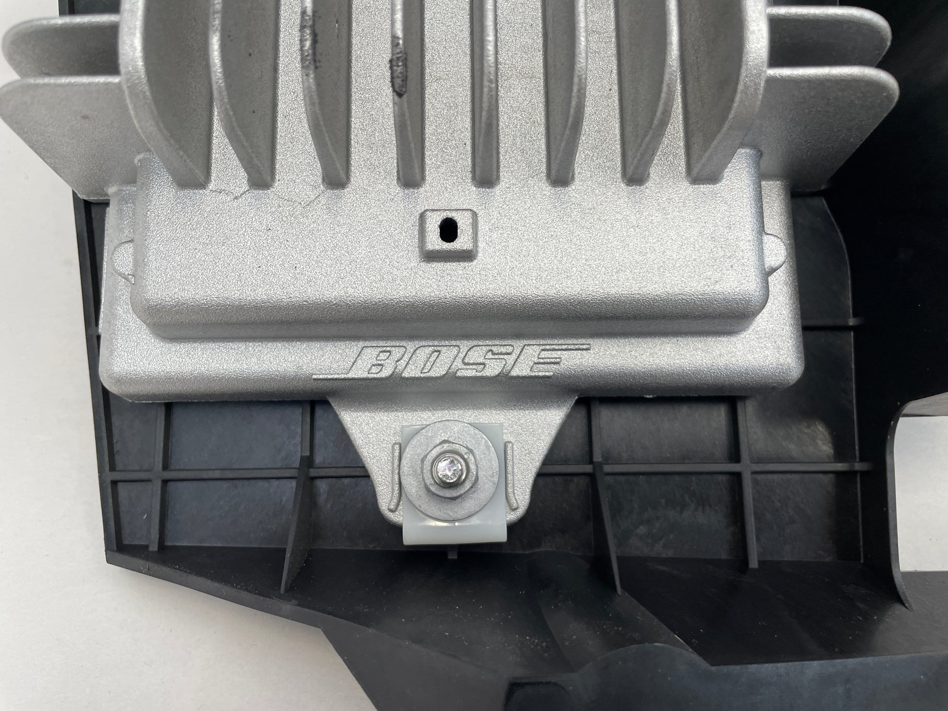 2017 Chevy SS Sedan Bose Stereo Radio Amplifier OEM - Day's Parts Yard