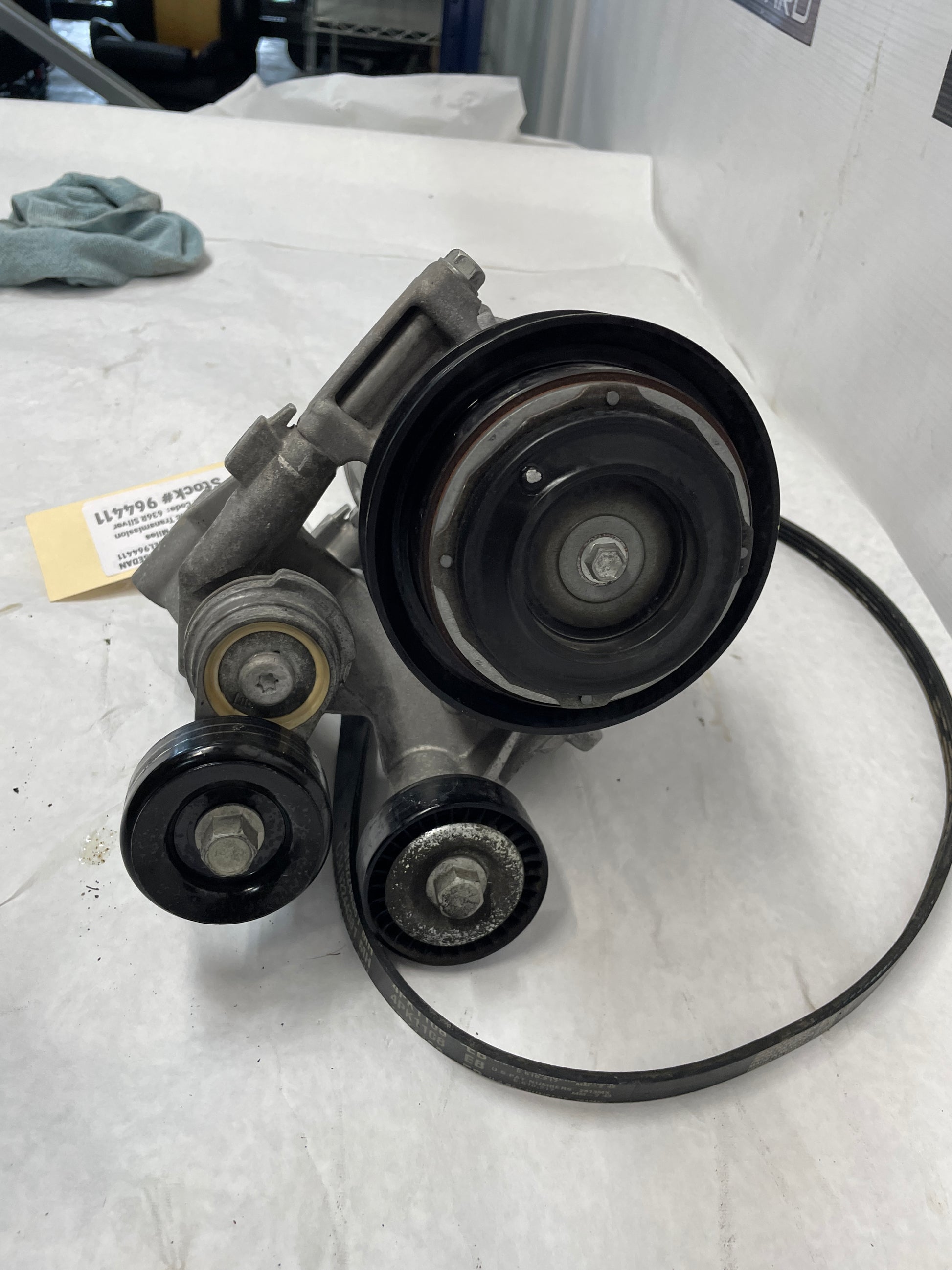 2014 Chevy SS Sedan AC A/C Air Conditioner Compressor w/ Bracket OEM - Day's Parts Yard