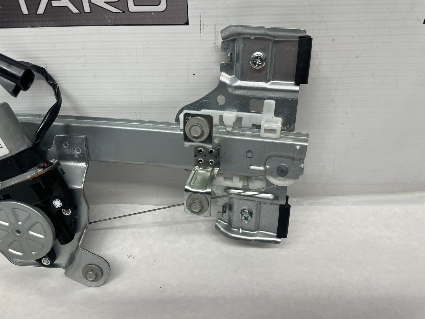2014 Chevy SS Sedan LH Driver Rear Window Regulator Motor