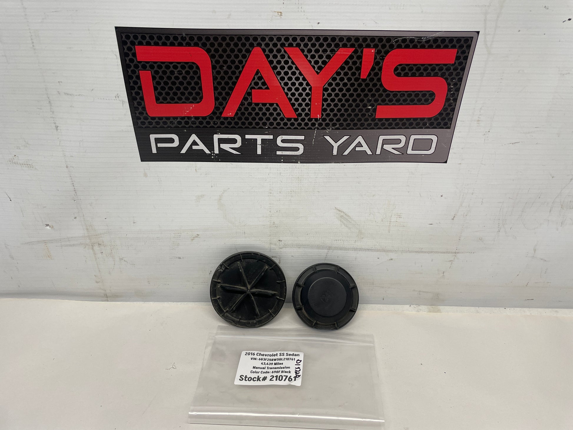 2016 Chevy SS Sedan Headlight Light Bulb Cover Cap OEM - Day's Parts Yard