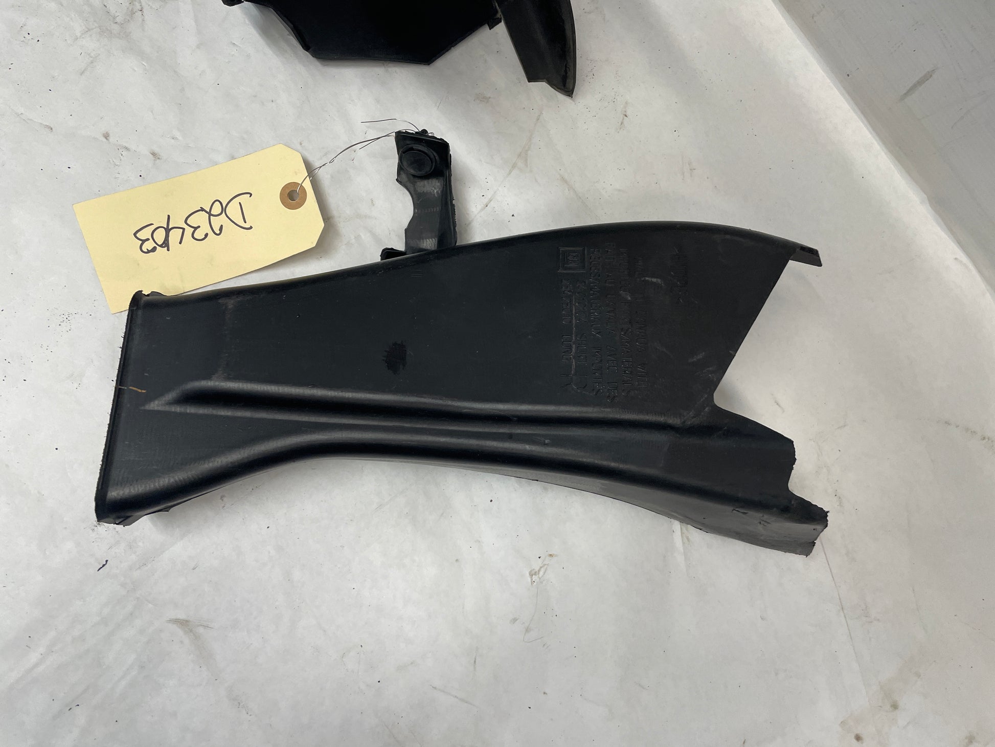 2018 Chevy Camaro SS Front Auxiliary Radiator Brake Rotor Air Cooling Duct OEM - Day's Parts Yard