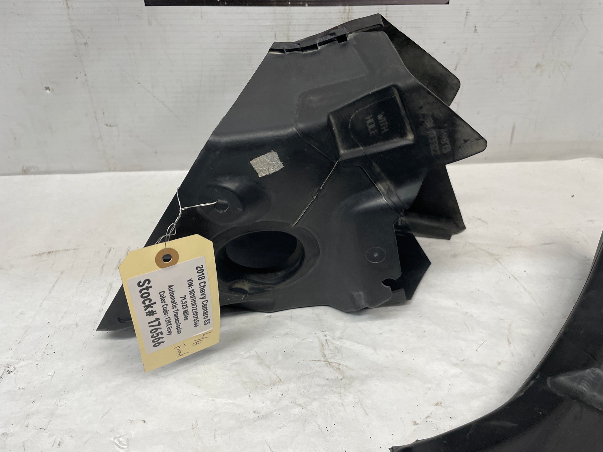 2018 Chevy Camaro SS Front Auxiliary Radiator Brake Rotor Air Cooling Duct OEM - Day's Parts Yard