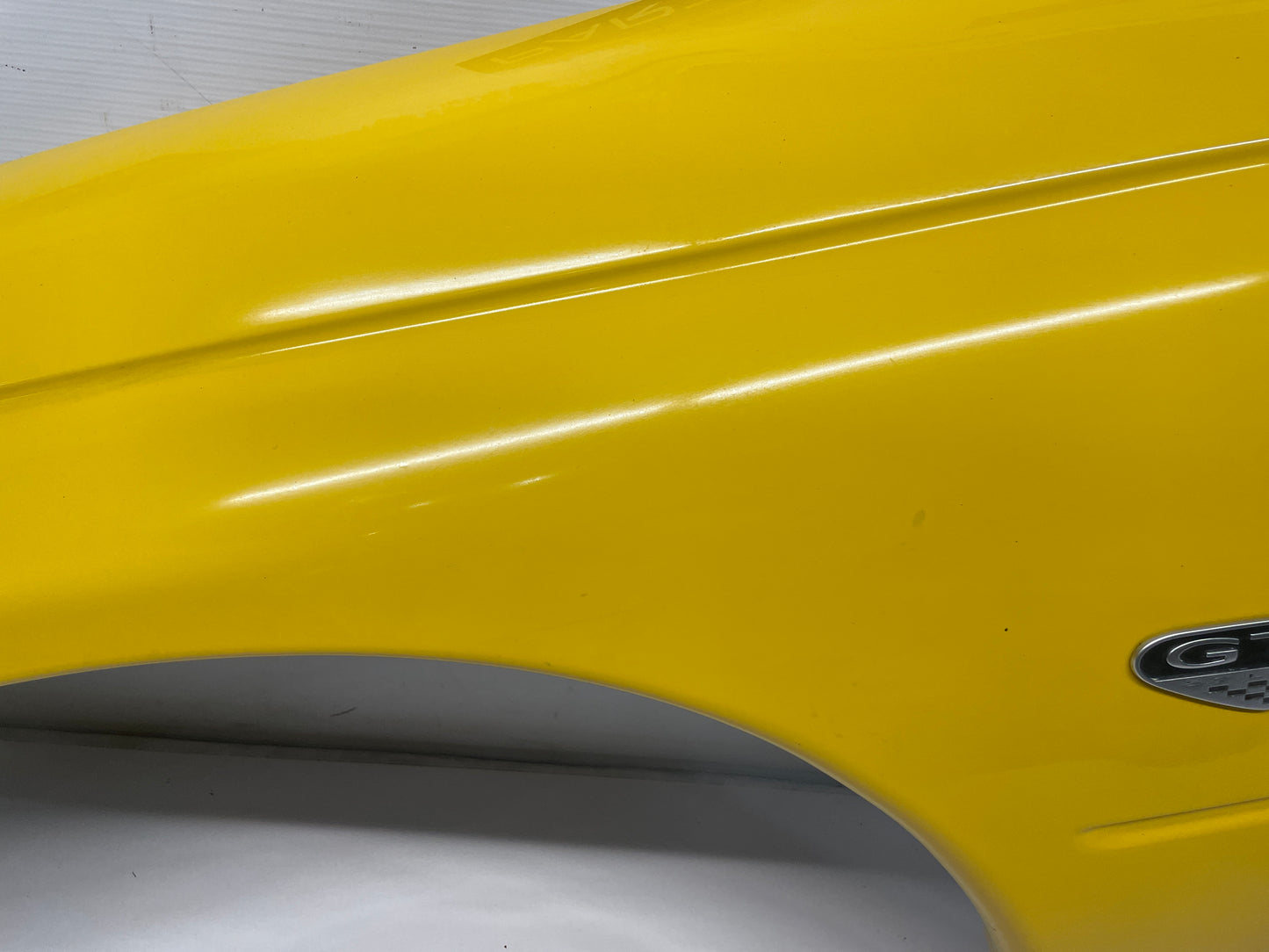 2004 Pontiac GTO LH Driver Front Fender OEM - Day's Parts Yard