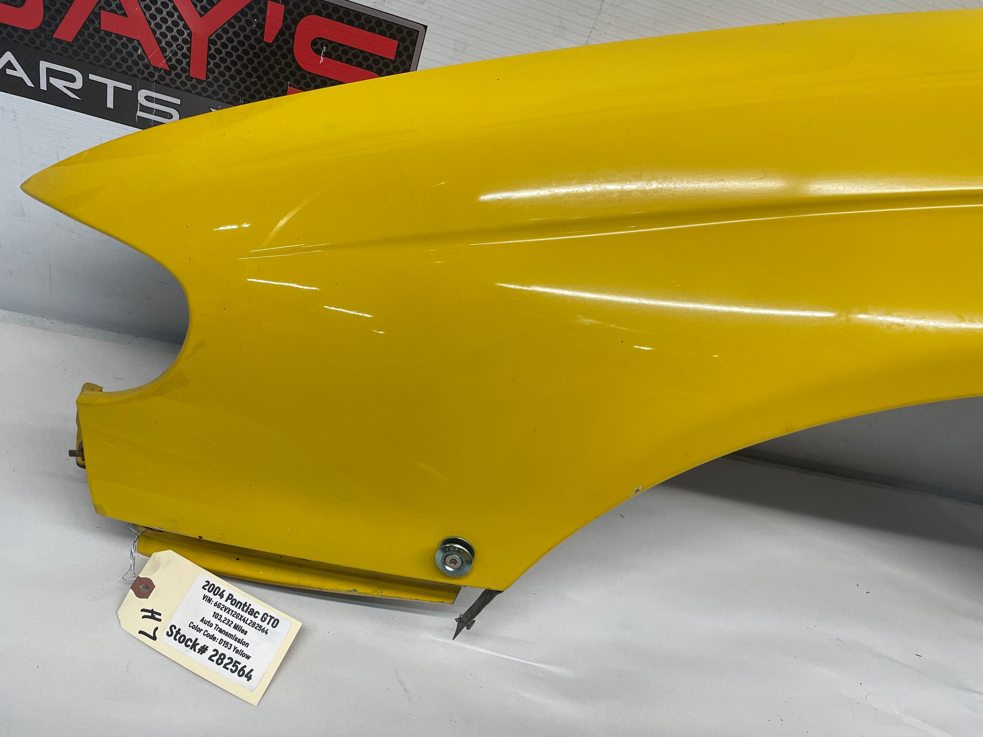 2004 Pontiac GTO LH Driver Front Fender OEM - Day's Parts Yard