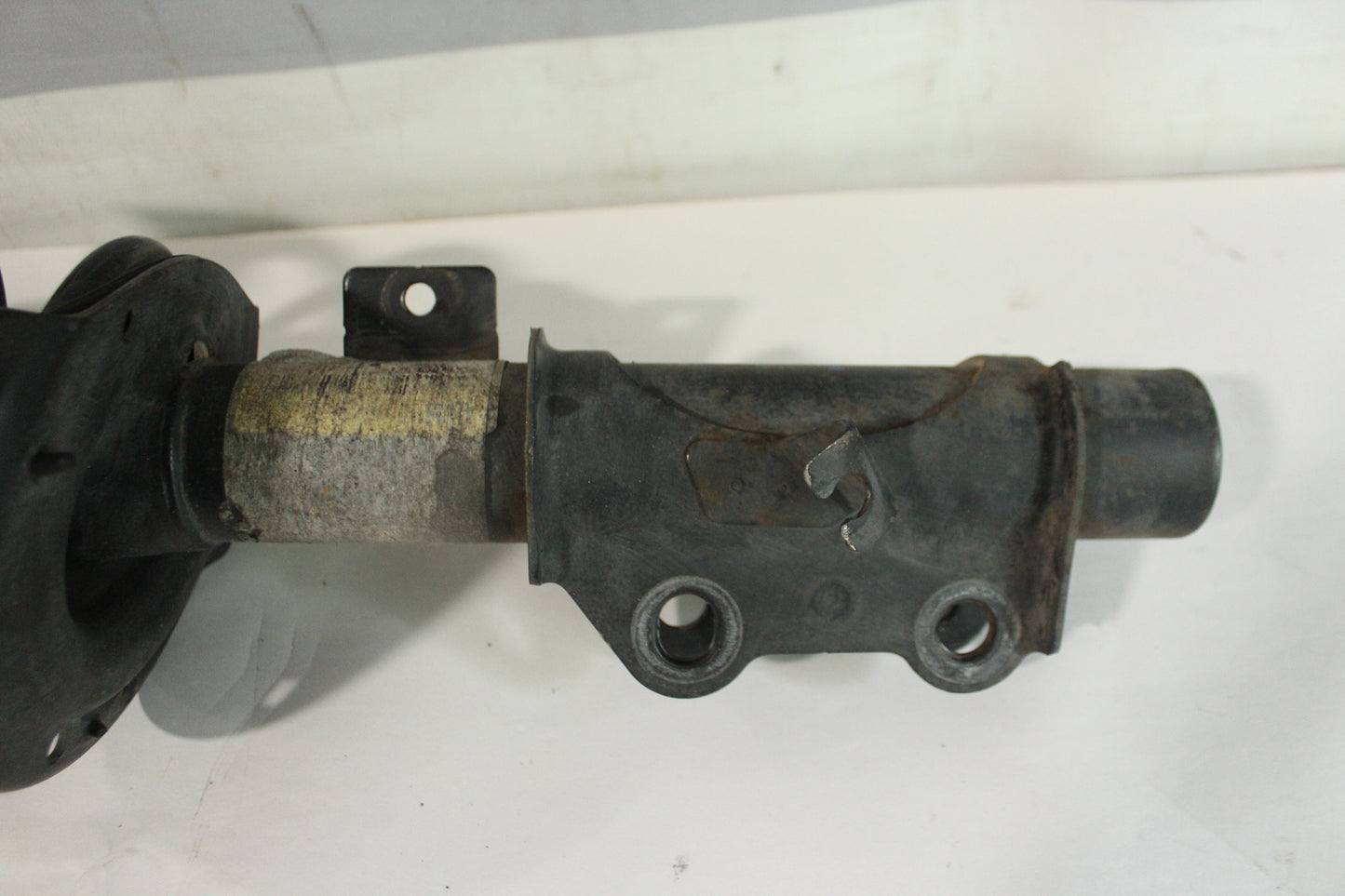 2012 Chevy Camaro SS Front RH Passenger Shock Strut Assembly Absorber OEM