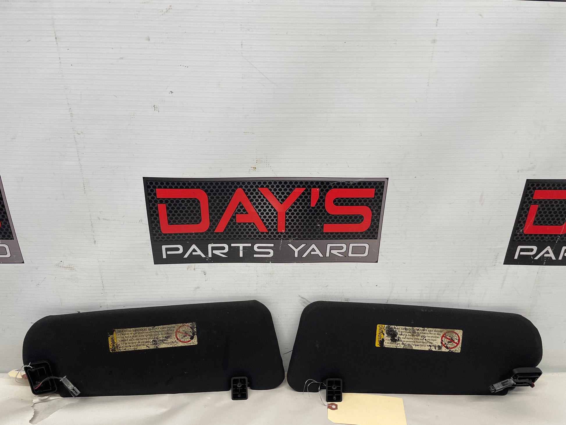 2004 Pontiac GTO RH & LH Sun Visors Sunvisors w/ Clips OEM - Day's Parts Yard