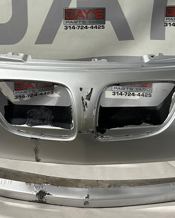 2006 Pontiac GTO Front Bumper Cover DAMAGED OEM LOCAL PICK UP