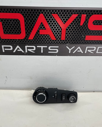 2017 Chevy SS Sedan Head Light Lamp Control Switch  OEM