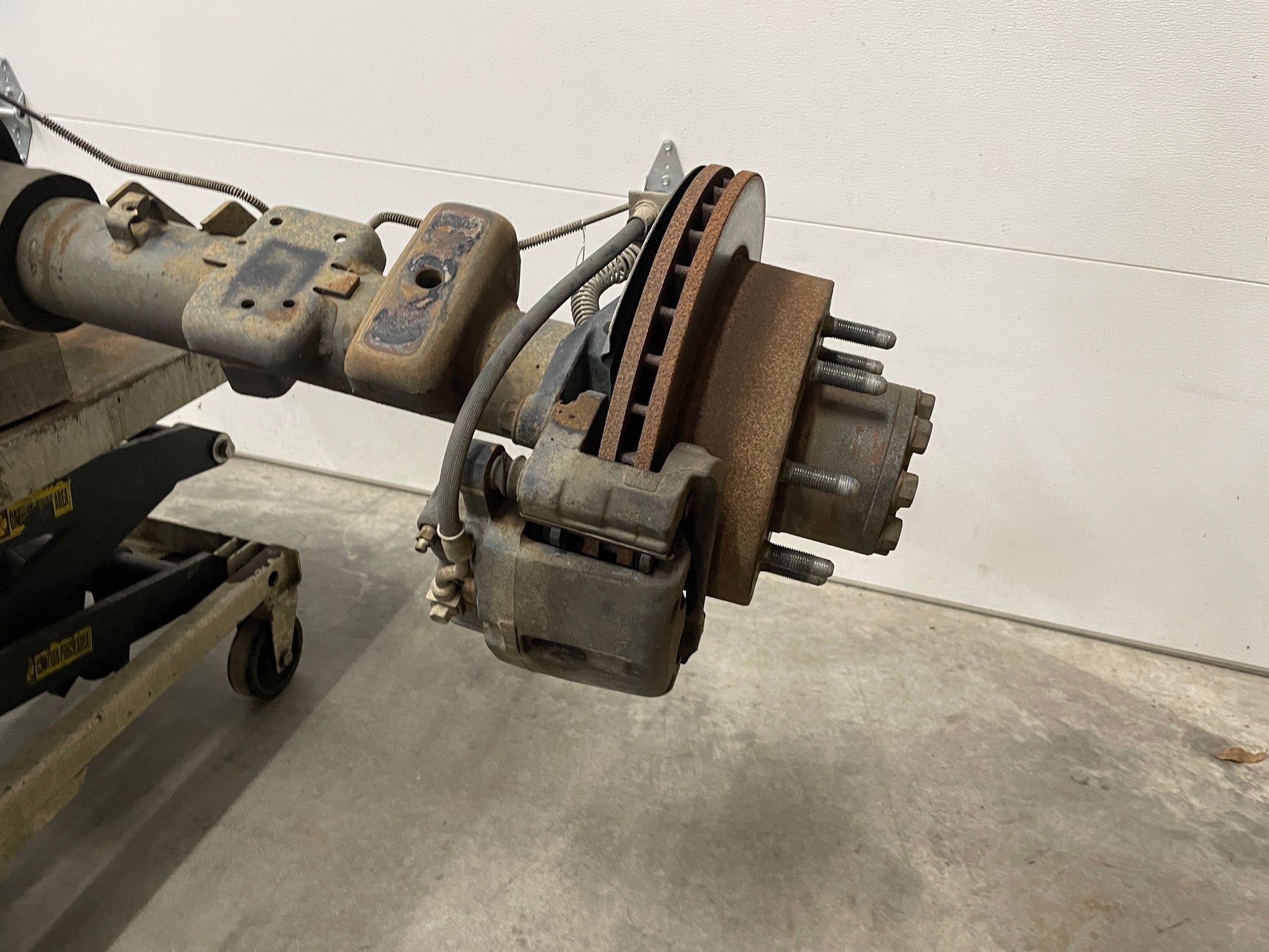 2003 Chevy Silverado C3500 Rear End Axle Carrier Rearend Differential GT5 4.10LSD OEM - Day's Parts Yard