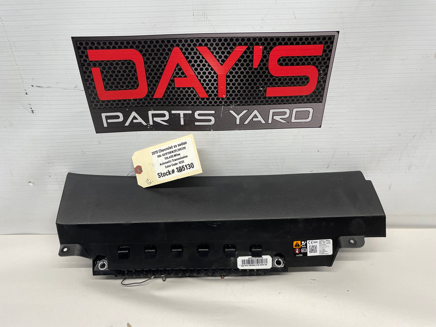 2015 Chevy SS Sedan RH Passenger Side Knee Dash Airbag Air Bag OEM - Day's Parts Yard