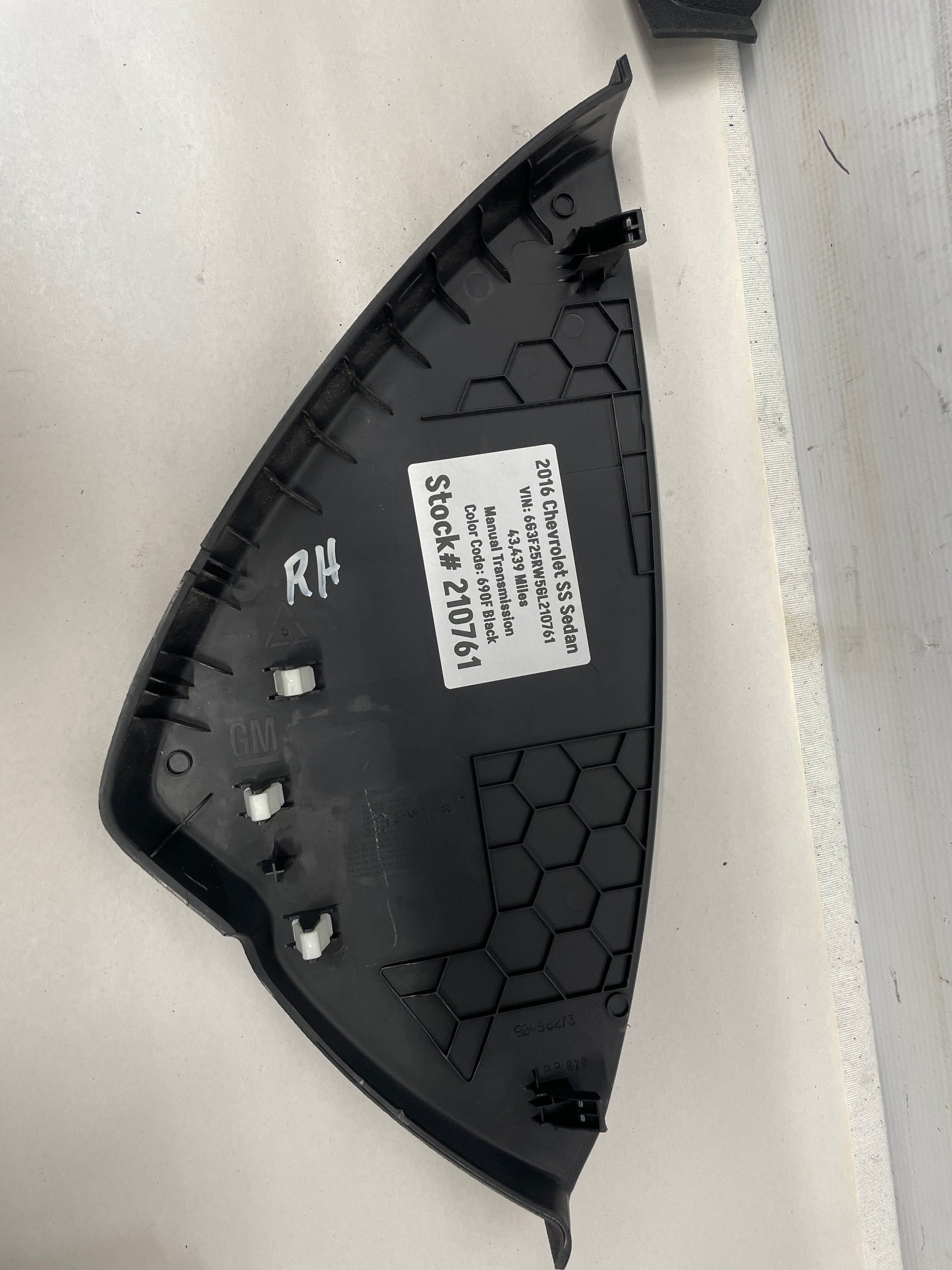 2016 Chevy SS Sedan RH & LH Dash End Cap Covers OEM - Day's Parts Yard