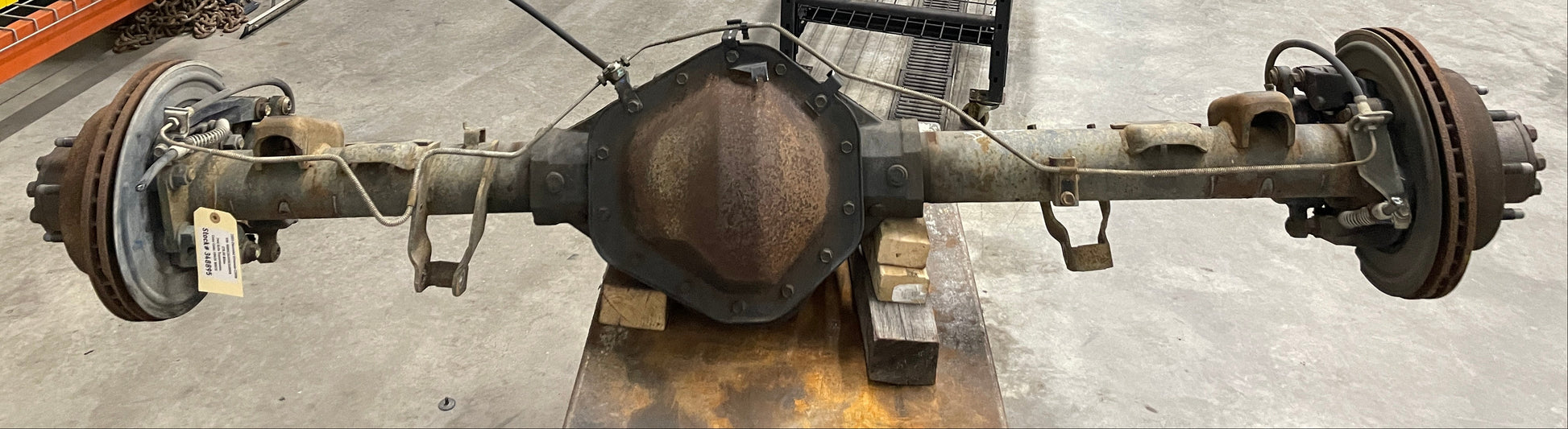 2003 Chevy Silverado C3500 Rear End Axle Carrier Rearend Differential GT5 4.10LSD OEM - Day's Parts Yard