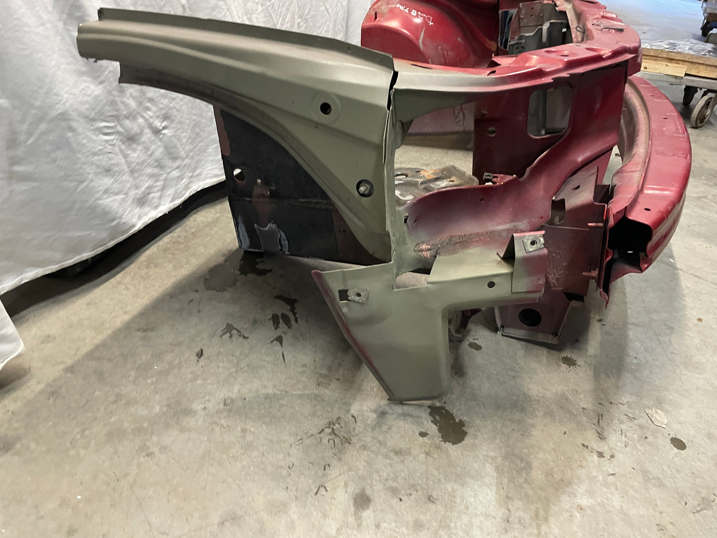 2006 Pontiac GTO Radiator Core Support Front End Bracket OEM