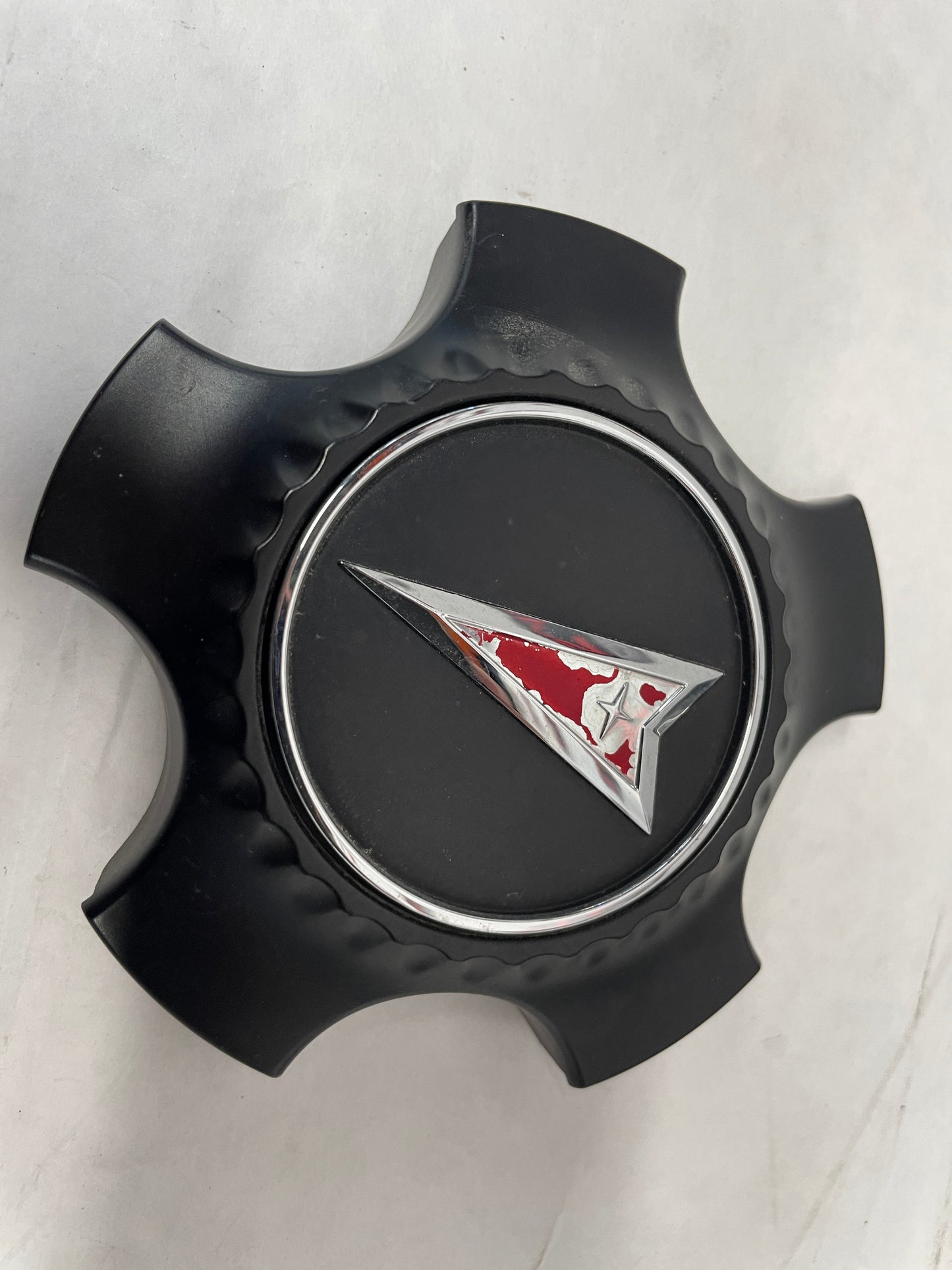 2009 Pontiac G8 GT Wheel Center Caps OEM - Day's Parts Yard