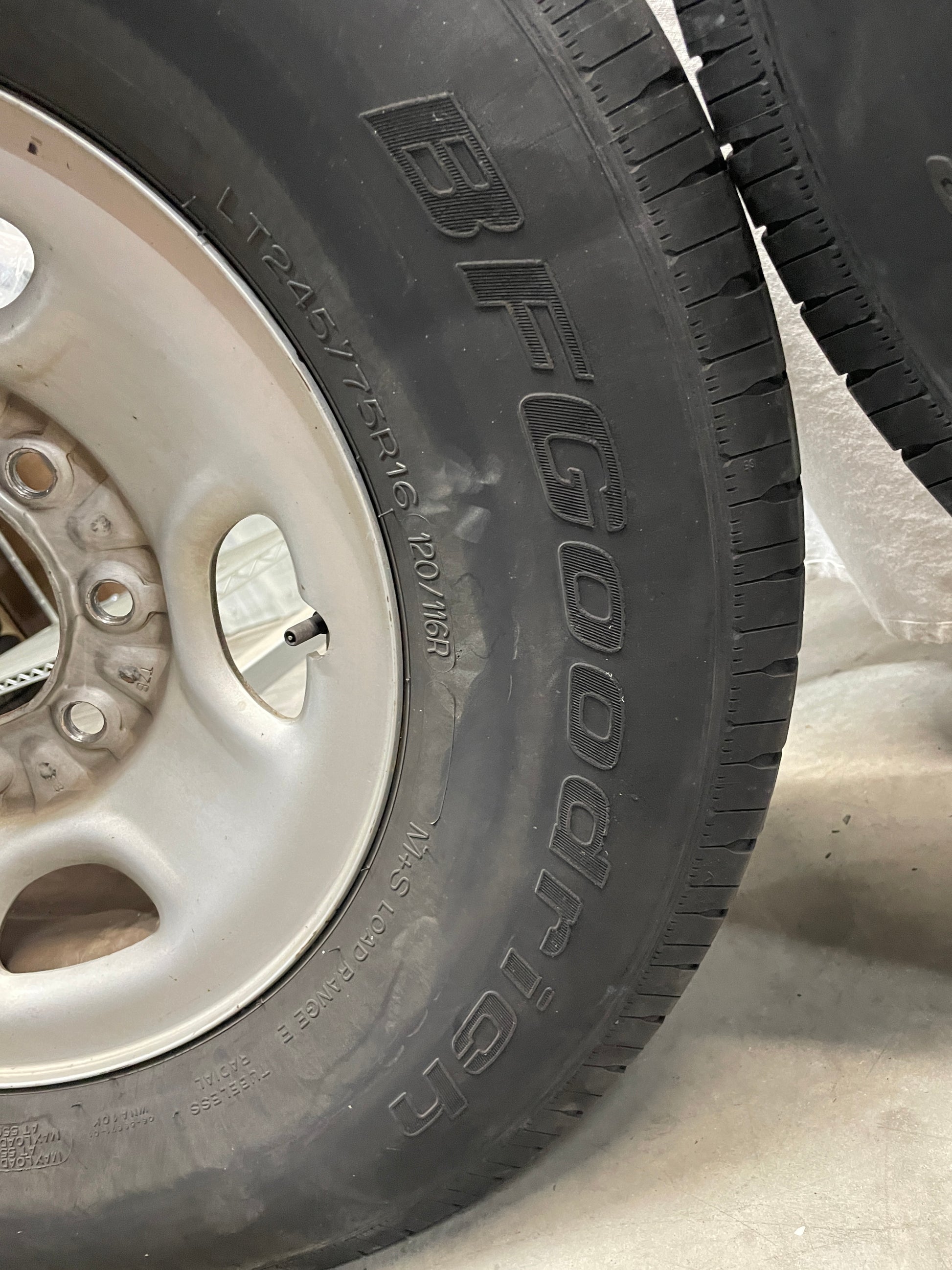 2003 Chevy Silverado C2500 Factory OEM Wheels and Tires Set - Day's Parts Yard