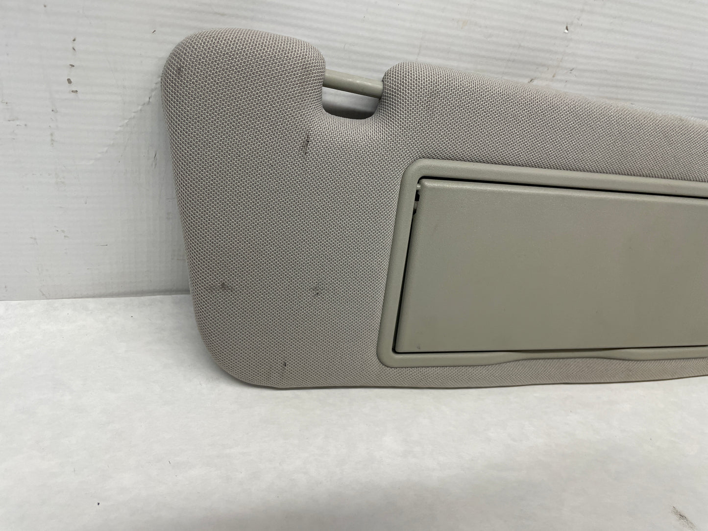 2014 Chevy SS Sedan RH & LH Sun Visor Sunvisor Shade Set w/ Clips OEM