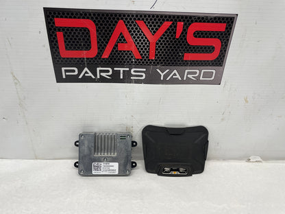 2016 Chevy Camaro SS Center Console Rear Wireless Charging Pad OEM - Day's Parts Yard