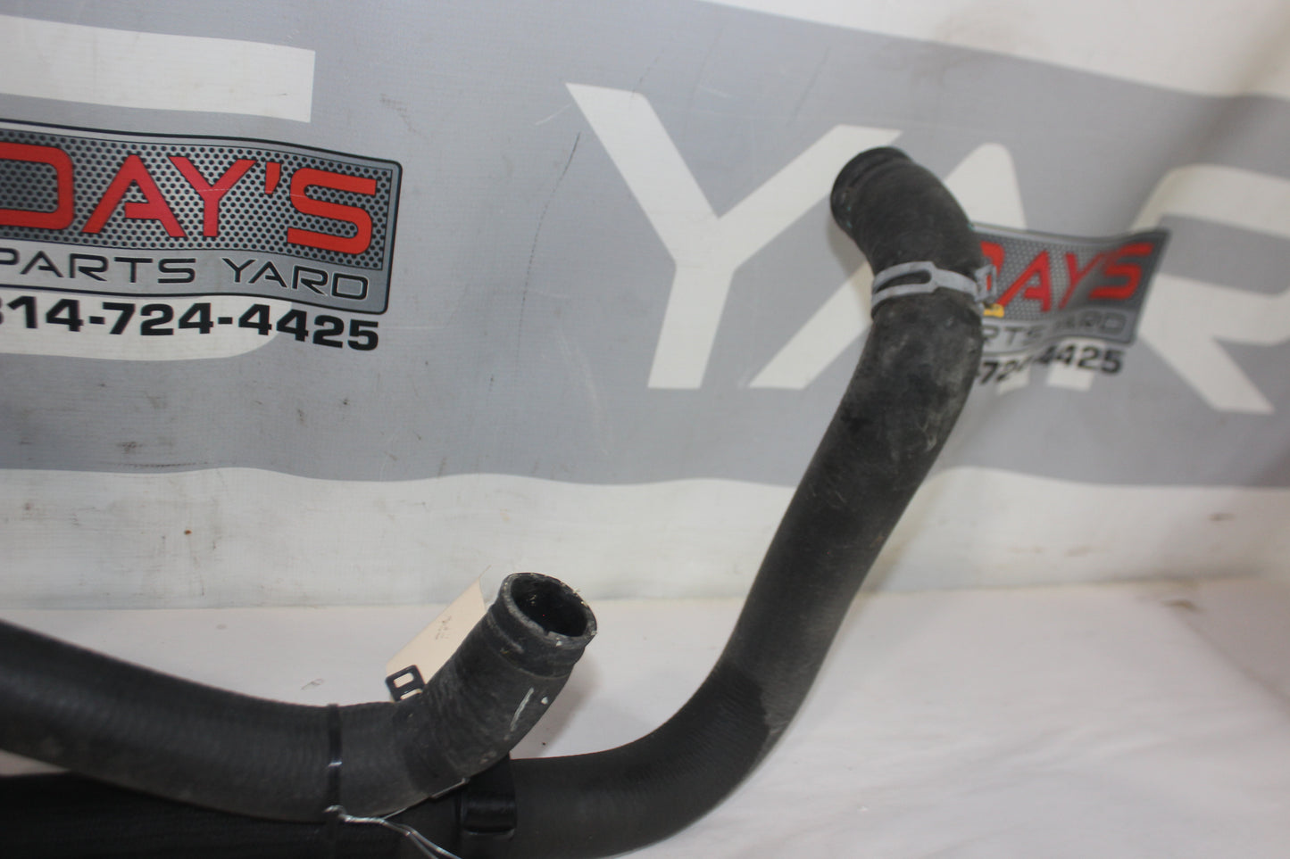2018 Chevy Silverado C1500 Upper and Lower Radiator Hoses OEM - Day's Parts Yard