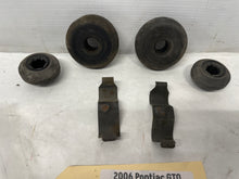 2006 Pontiac GTO Radiator Rubber Bushings Clips Isolators Set OEM