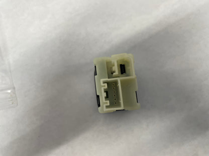 2016 Chevy Camaro SS USB Charger Poet OEM - Day's Parts Yard