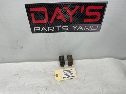 2006 Pontiac GTO Rear Suspension Stabilizer Sway Bar Brackets Clamps OEM